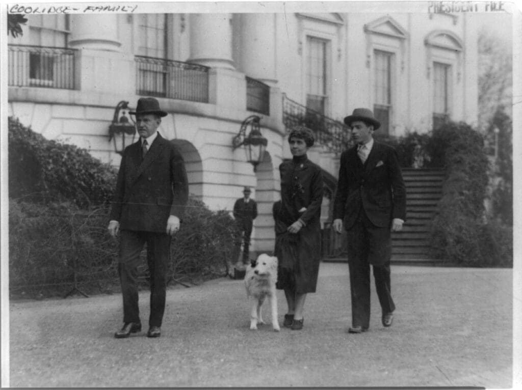 Top 10 U.S. Presidents Ranked by How Much They Loved Their Dogs - Pet ...